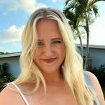 Alyssa Roberts - @wellwithalyssa - Instagram