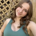 Alyssia Royer - Facebook