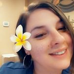 Alyssa Stringer - @offcenterlyss - Instagram