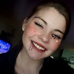 Amanda Bewley - @moonmadde - Instagram