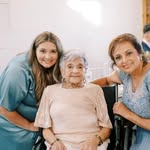 Amanda Boggs Salinas - @manda_shalom - Instagram