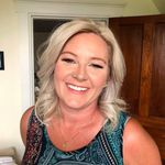 Amanda Bonnell - @amanda.bonnell.77 - Instagram