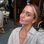 𝐴𝑚𝑎𝑛𝑑𝑎 𝐵𝑜𝑢𝑟𝑔𝑒𝑠 𝑆𝑒𝑟𝑎𝑓𝑖𝑛𝑜 - @amandabourges17 - Instagram