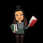 Amanda Bourassa - @bourassasbookshelf - Instagram