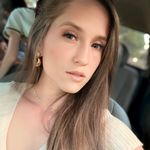Amanda Castelli - @castelli.amanda - Instagram