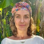 Amanda Cella Machado - @amandacellayoga - Instagram