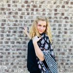 Amanda Lynn - @amanda.chatelain.5 - Instagram