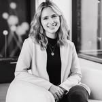 Amanda - @amandadedorealestate - Instagram