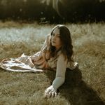 Christine Deyoung - @christine.amanda.deyoung - Instagram