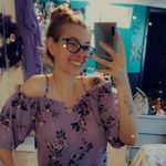 Amanda Dotson - @countryqueen1998 - Instagram