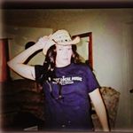 Amanda Dunham - @beeve.s21 - Instagram