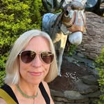 Amanda D'Urso - @amandathepapercrow - Instagram