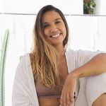 Amanda Dutra - @amandadutrayoga - Instagram