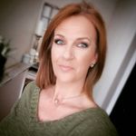 Amanda Dux - @makeupoverforty - Instagram