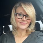 Amanda Elswick-Landon - @laugh_love_foster - Instagram
