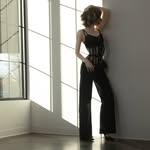 Amanda Chantee | Fine Art Maternity + Intimate Portraits - @amandachantee.fineart - Instagram