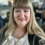 Amanda Gammon - @bookgene - Instagram