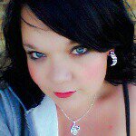 Amanda Hennessey - @diapers_and_daisies - Instagram