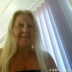 Amanda Henshaw - @mandyblu64 - Instagram