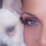 Amanda Hosking - Facebook