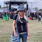 Amanda Jacques - @the_rag_hatter - Instagram