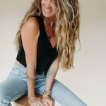 Amanda Johnson - @amongherwildflowers - Instagram