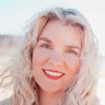 Amanda Joyce | Heart Waves - @aceamandajoyce - Instagram