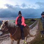 Amanda Keeling - @amandakeeling30 - Instagram