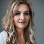 Amanda Large - @alisarosepublicity - Instagram