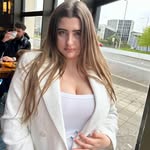 Amanda Laurence - @amandalaurence10 - Instagram