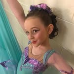 Amanda McCracken - @amandawithfourlegs - Instagram