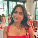 Amanda Bugarin McGregor - @ayybugg - Instagram