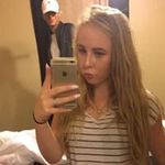 Amanda Merrill - @vallee.gang - Instagram