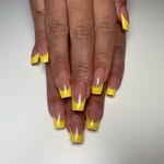 Amanda Möller - @mollersnaglar - Instagram