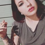 Amanda Pendleton - @queenzoee - Instagram
