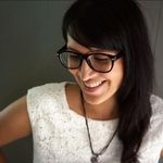 Amanda Perales - @thesideoflove - Instagram