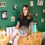 Amanda Pharr - @amanda.dyepretty - Instagram