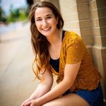 Amanda Postlethwait - @mandys_closet_17 - Instagram