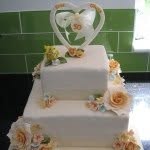 Amanda Rampton - @uniquelyyourscakes - Instagram