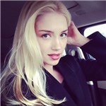 Amanda Reames - @rhatireds - Instagram