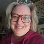 Amanda Redfield-Hammer - Facebook