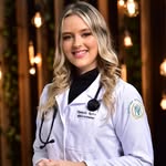 M.V. Amanda Rohrs - @vet.amandarohrs - Instagram