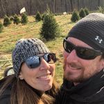 Amanda Saia Lewis - @girlmom_ll - Instagram