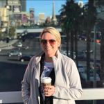 Amanda Schatz - @amandaschatz77 - Instagram