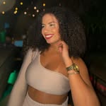 Amanda Soares - @mandaglow - Instagram