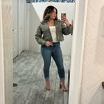 Amanda Solano - @mandasolano18 - Instagram