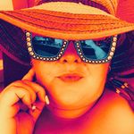 Amanda Spears (Floyd) - @the_chronicles_of_a_mom - Instagram