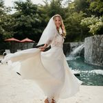 Amanda Stathos - @amanda.stathos - Instagram