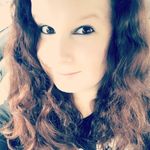 Amanda Tetro - @miss_adventures_marie - Instagram
