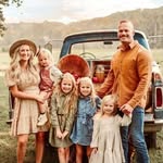 Amanda Thiessen - @5ladiesandagent - Instagram
